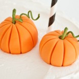 Vintage Halloween Cake