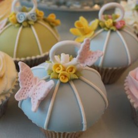 How to make a vintage bird cage cupcake