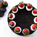 chocolate oreo cake with fresh strawberries