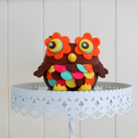 howtomakeaflowerowlcaketopper