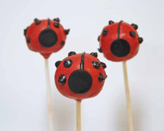 Ladybug Cake Pops