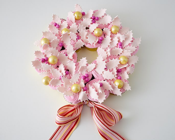 cupcake wreath