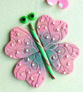 Editable butterfly puzzle