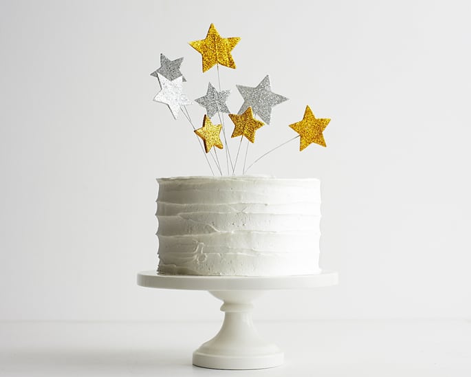 Fourth-of-July Sparkly Cake with stars cake topper