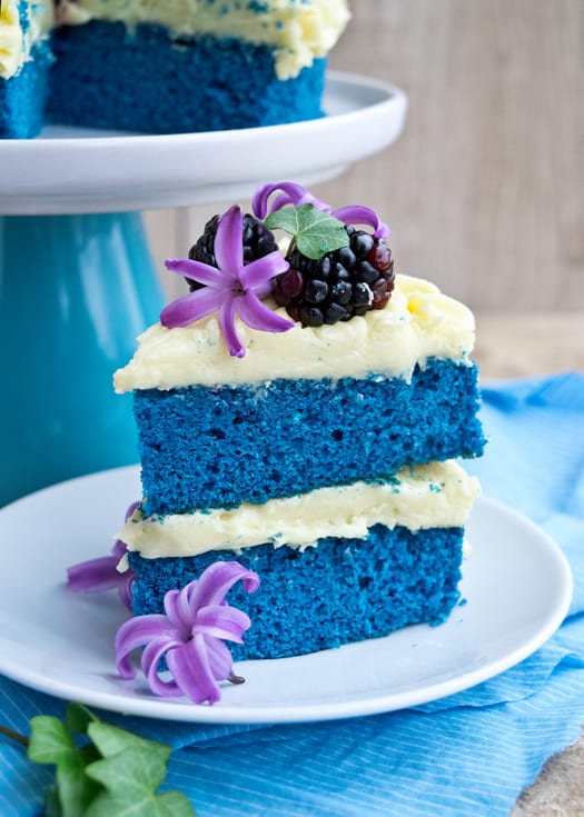 How To Make A Blue Velvet Naked Cake - Cake Journal