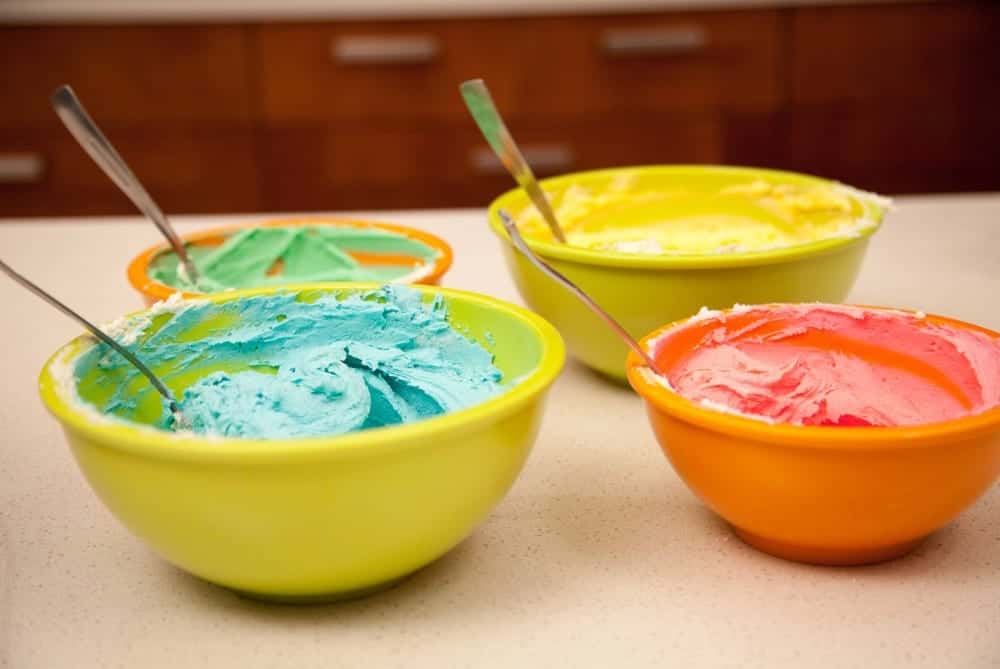 How To Make TieDye Icing for Cupcakes (Tutorial for two Techniques)